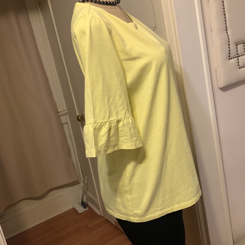 New Talbots top - Picture 3 of 8